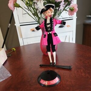 Barbie Doll in Pink and Black Outfit George Washington 1996 New W/O Box